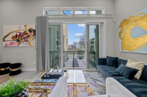 Luxury Houston Home with Rooftop